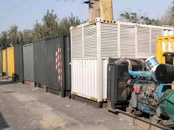 宣威200KW柴油发电机机组每小时油耗是多少？
